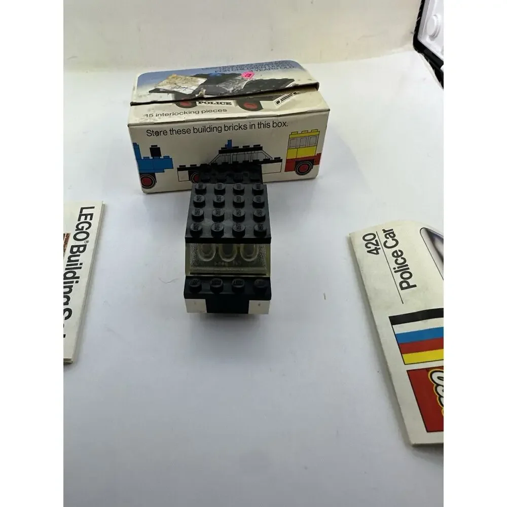 LEGO 420 1974 Police Car 99% Complete Set 15 Pieces Vintage LEGOLAND Vehicle Box